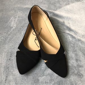 NEW Black flats 🎀